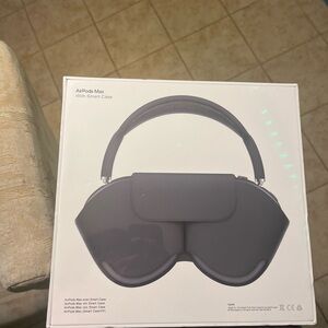 Apple Vision Pro VR AR Headset Gray